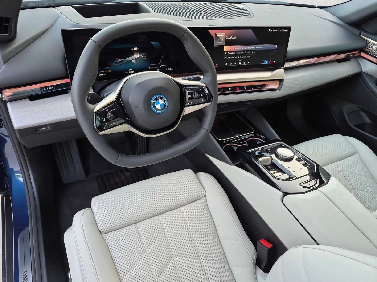 Thumbnail: 2027 BMW i5 - 3