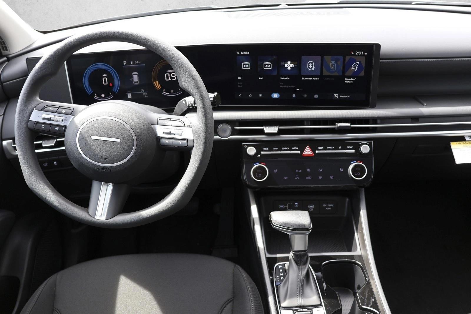 Thumbnail: 2026 Hyundai Tucson - 4