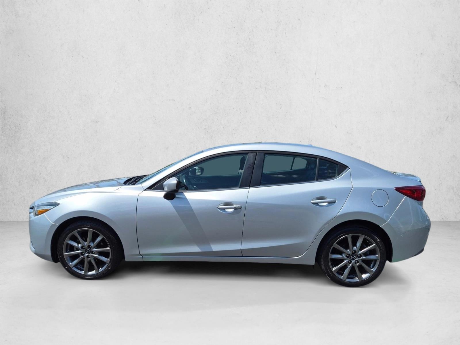 Thumbnail: 2018 Mazda Mazda3 - 2
