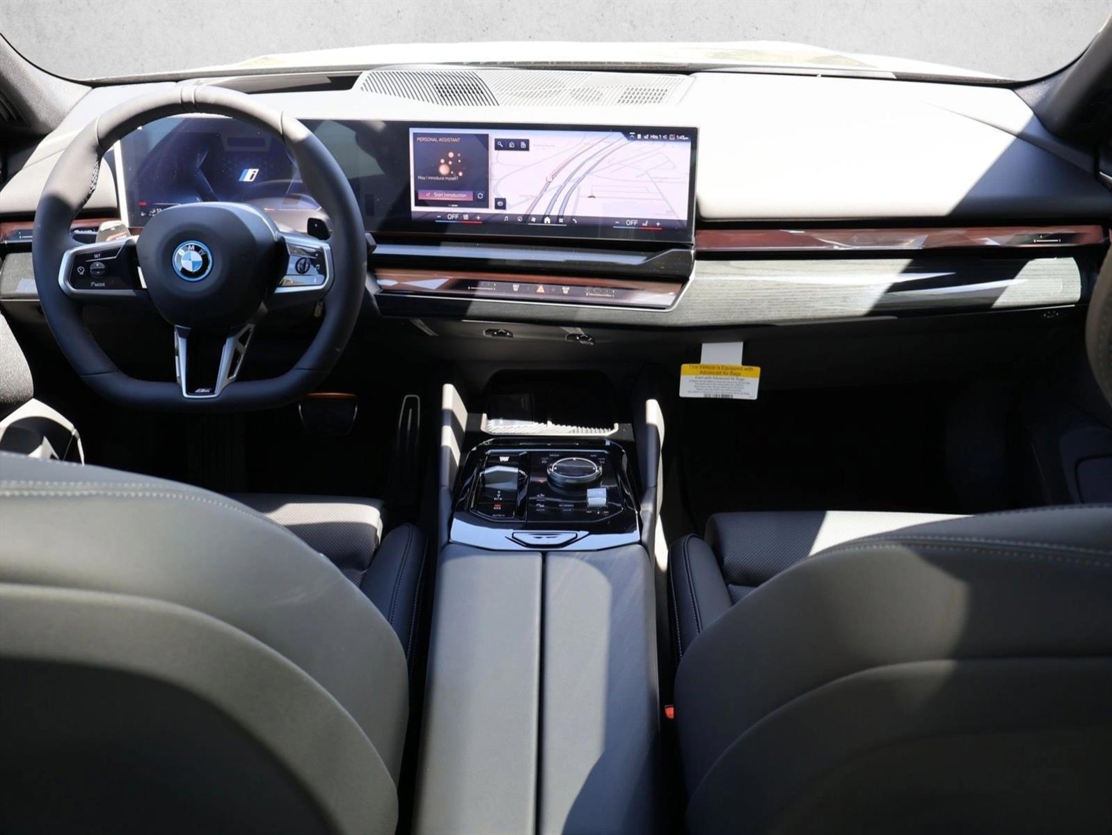 Thumbnail: 2026 BMW 5 Series - 4