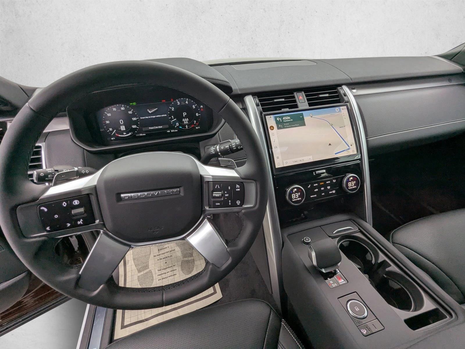 Thumbnail: 2026 Land Rover Discovery - 3
