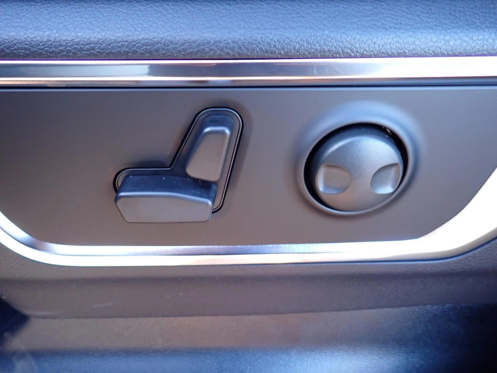 Thumbnail: 2027 RAM 1500 - 4