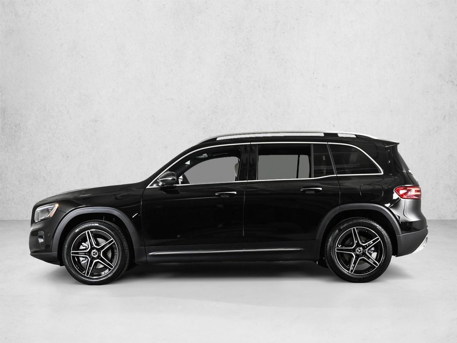 Thumbnail: 2026 Mercedes-Benz GLB - 2