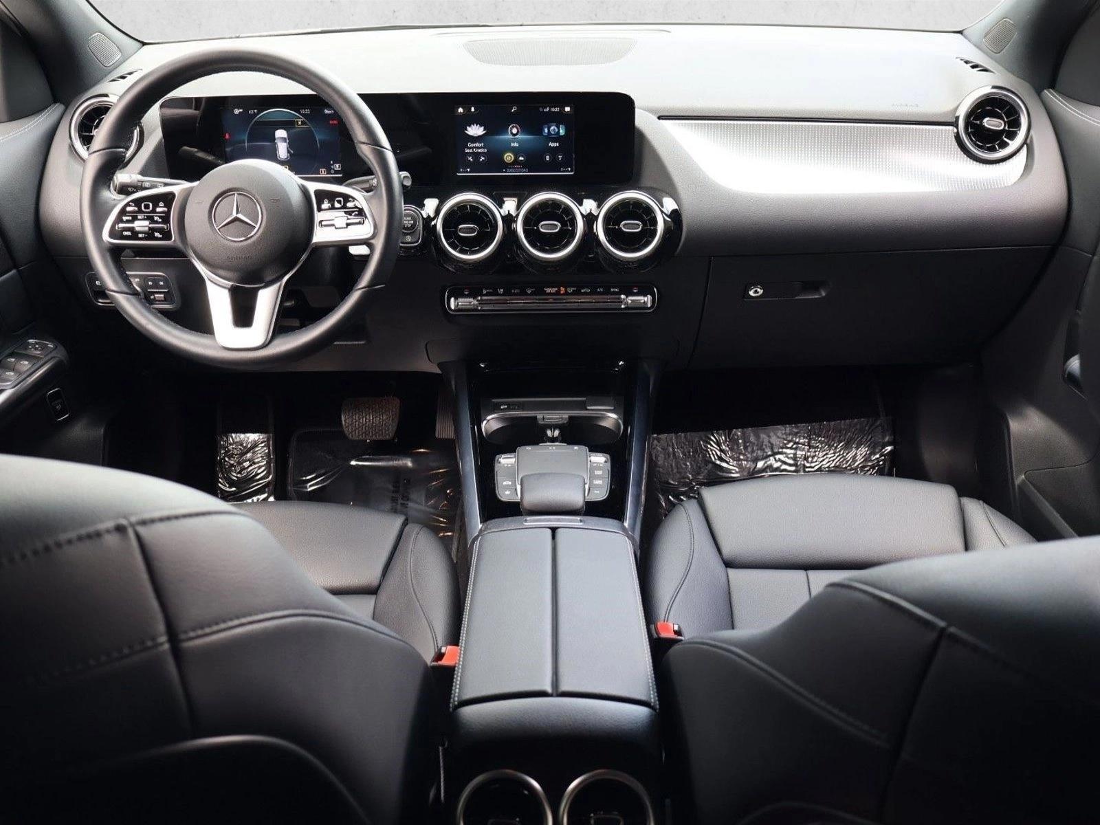 Thumbnail: 2021 Mercedes-Benz GLA - 4