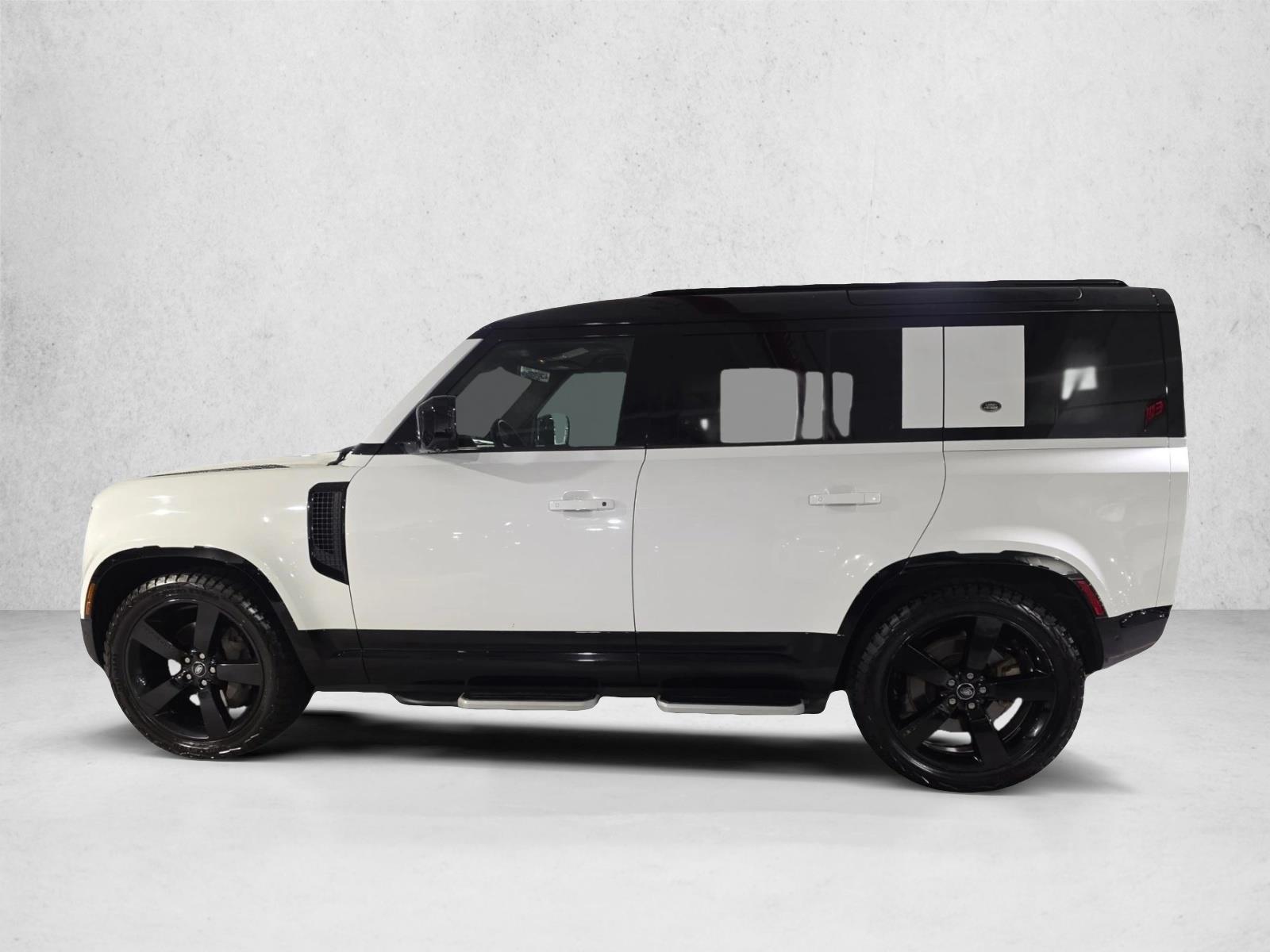 Thumbnail: 2022 Land Rover Defender - 2