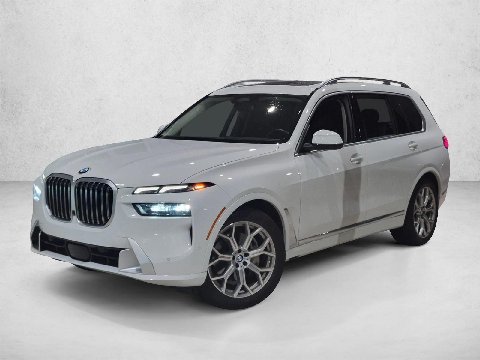 2023 BMW X7