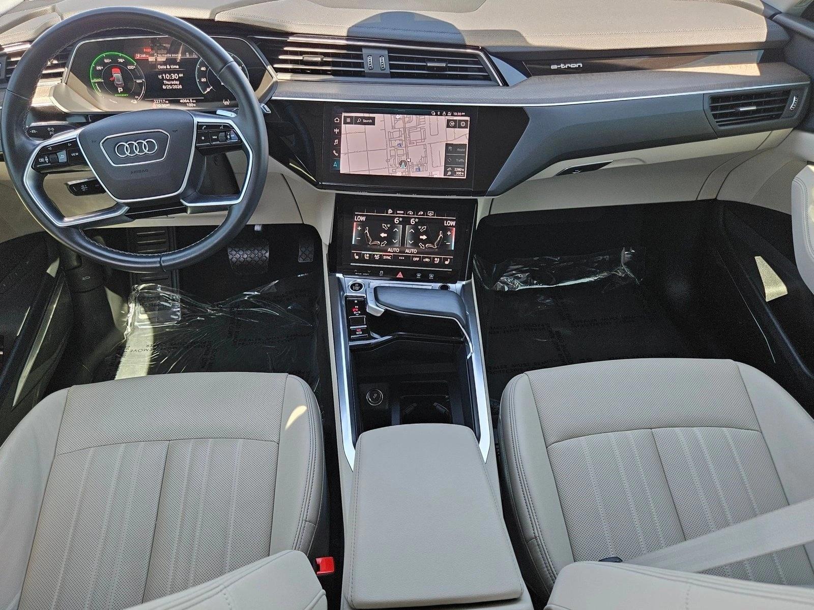 Thumbnail: 2024 Audi Q8 e-tron - 4