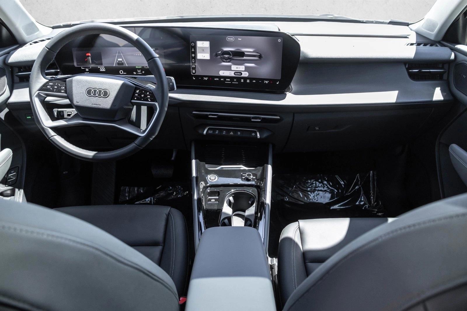 Thumbnail: 2026 Audi Q3 - 4