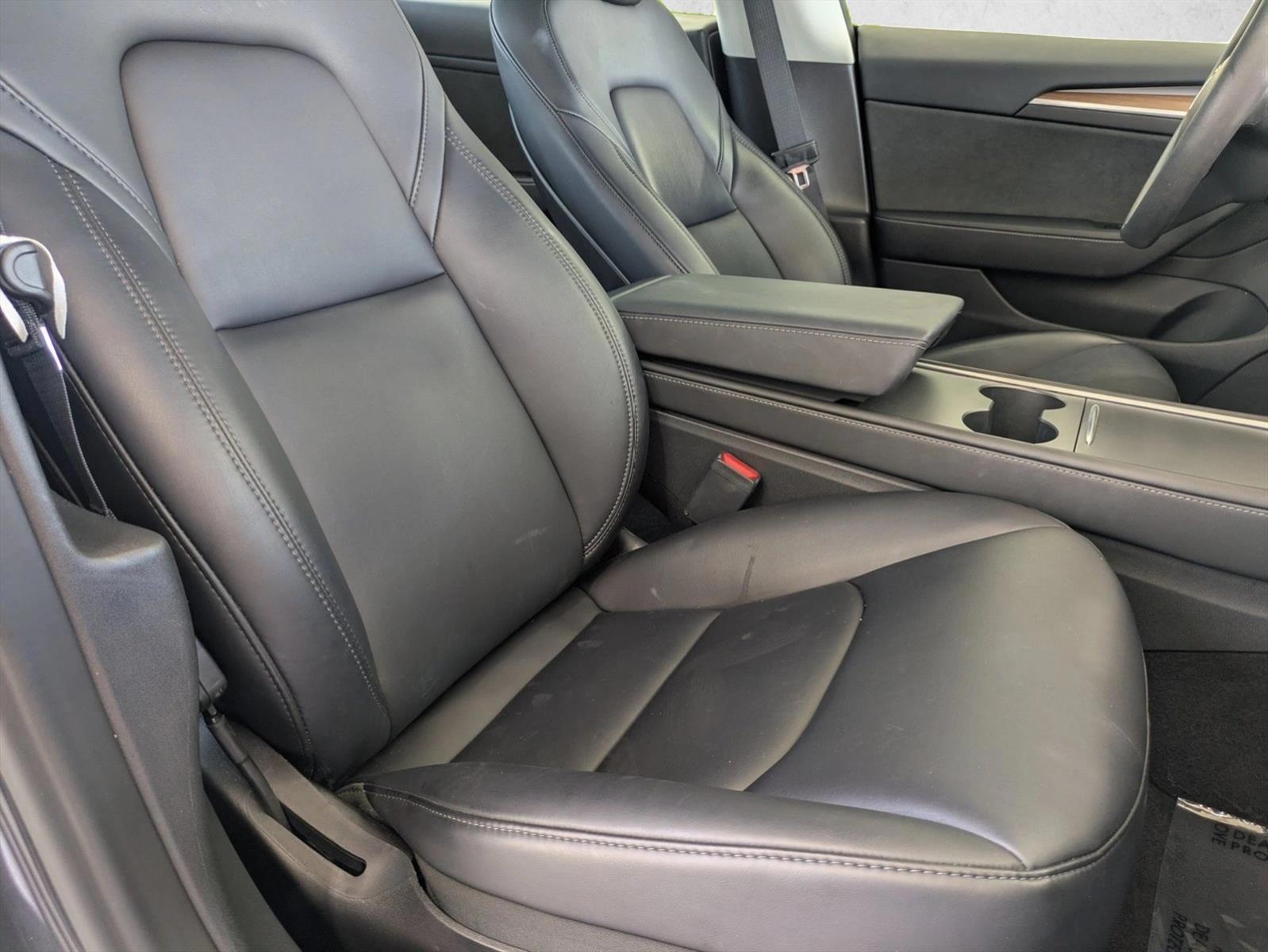 Thumbnail: 2023 Tesla Model 3 - 5