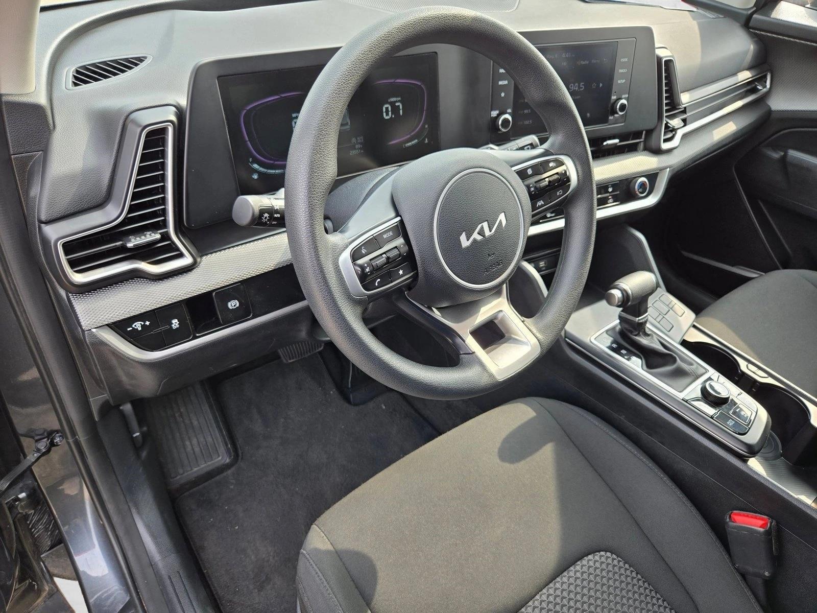 Thumbnail: 2025 Kia Sportage - 3