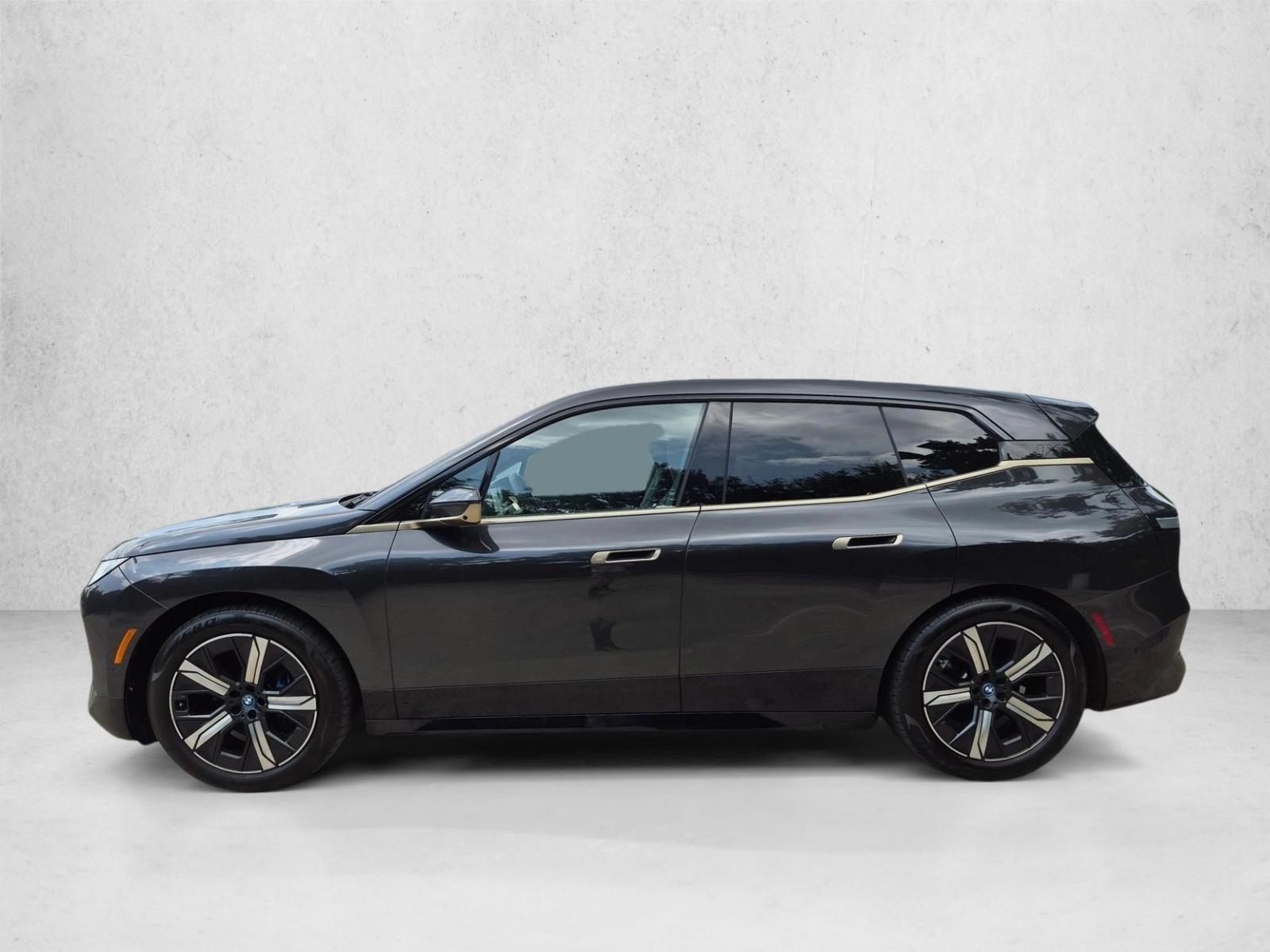 Thumbnail: 2023 BMW iX - 2
