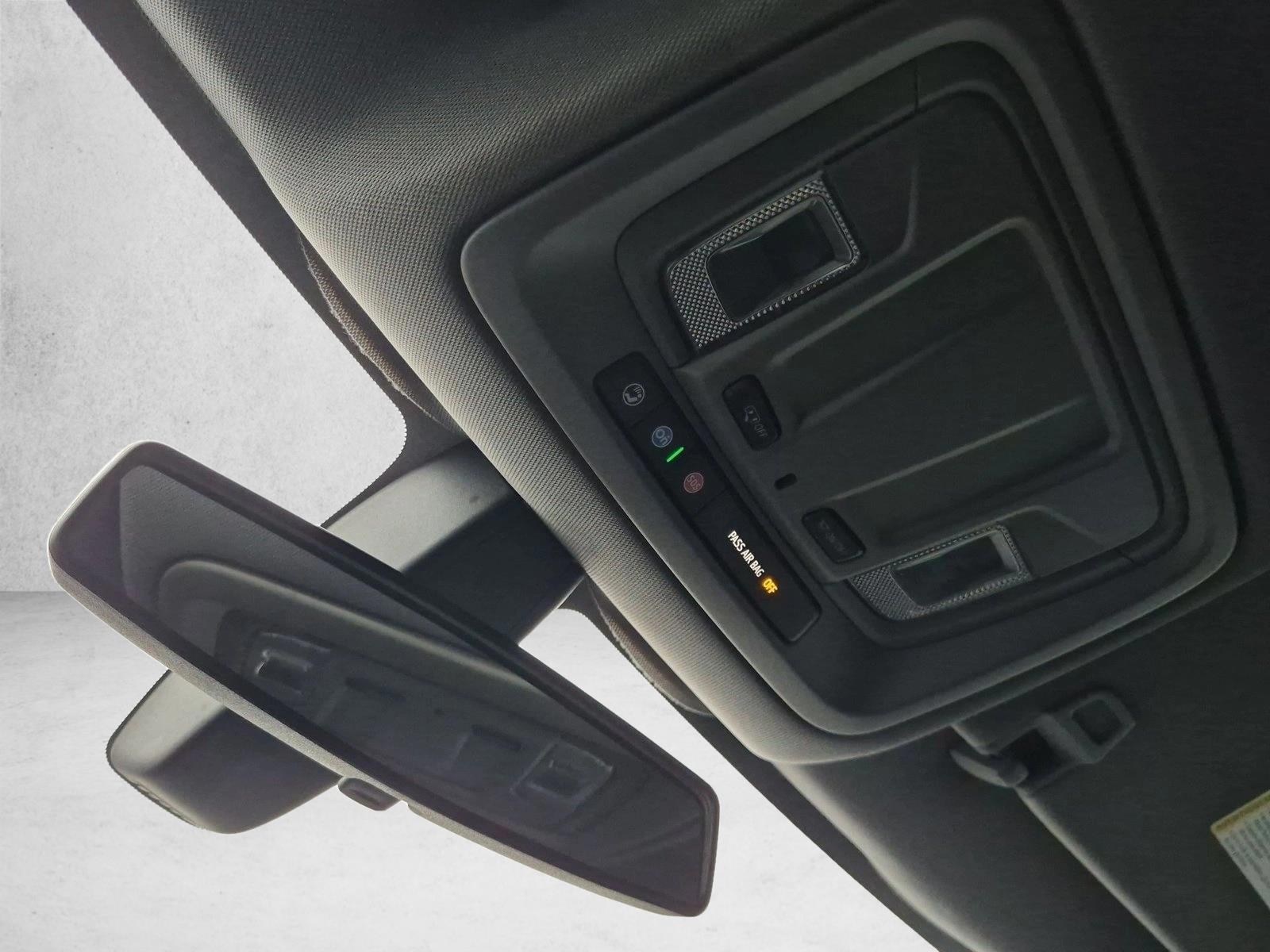 2019 Chevrolet Silverado 1500 LT - Photo 21