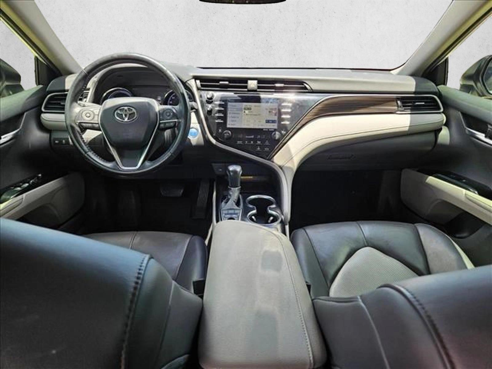 Thumbnail: 2020 Toyota Camry - 3