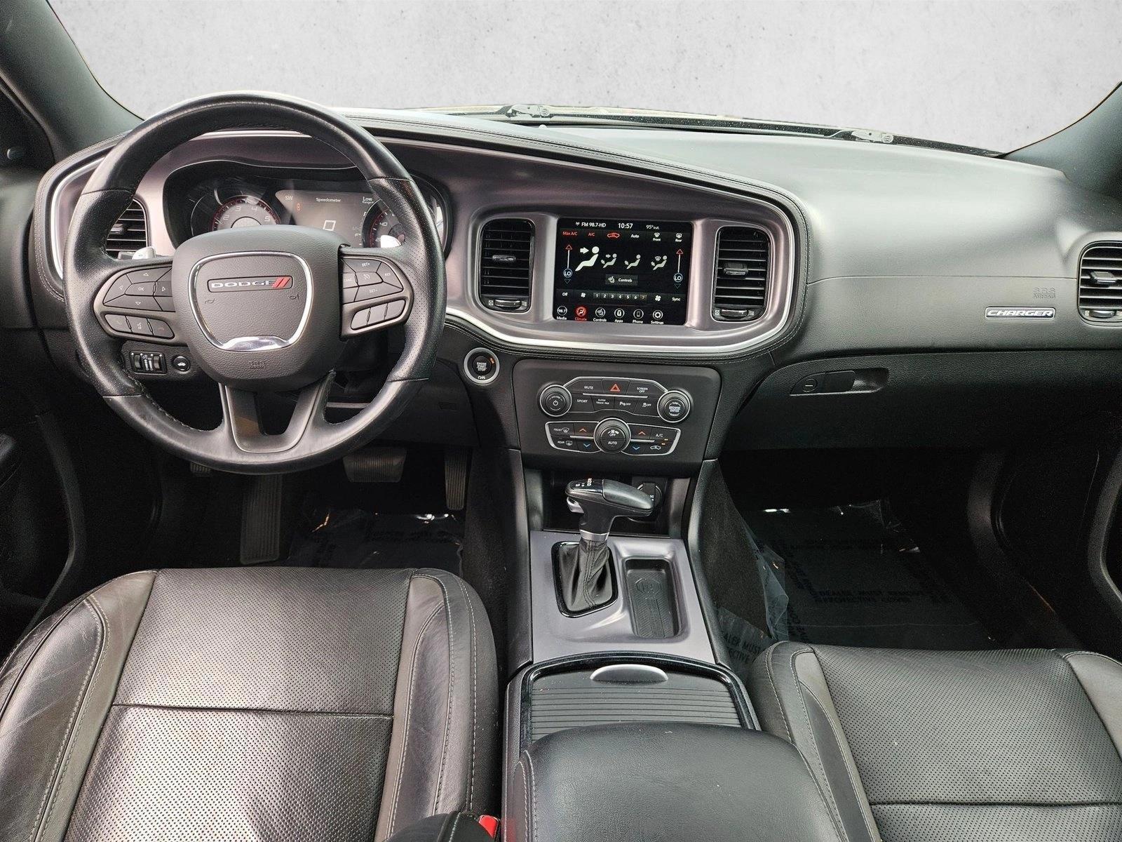 Thumbnail: 2020 Dodge Charger - 3