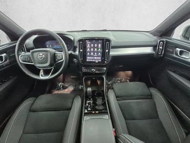 2026 Volvo XC40