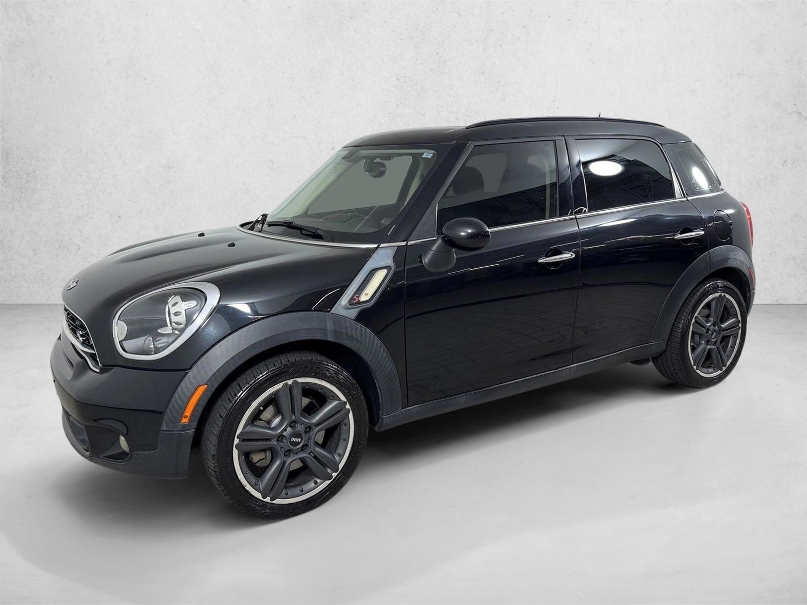 Thumbnail: 2016 MINI Cooper Countryman - 1