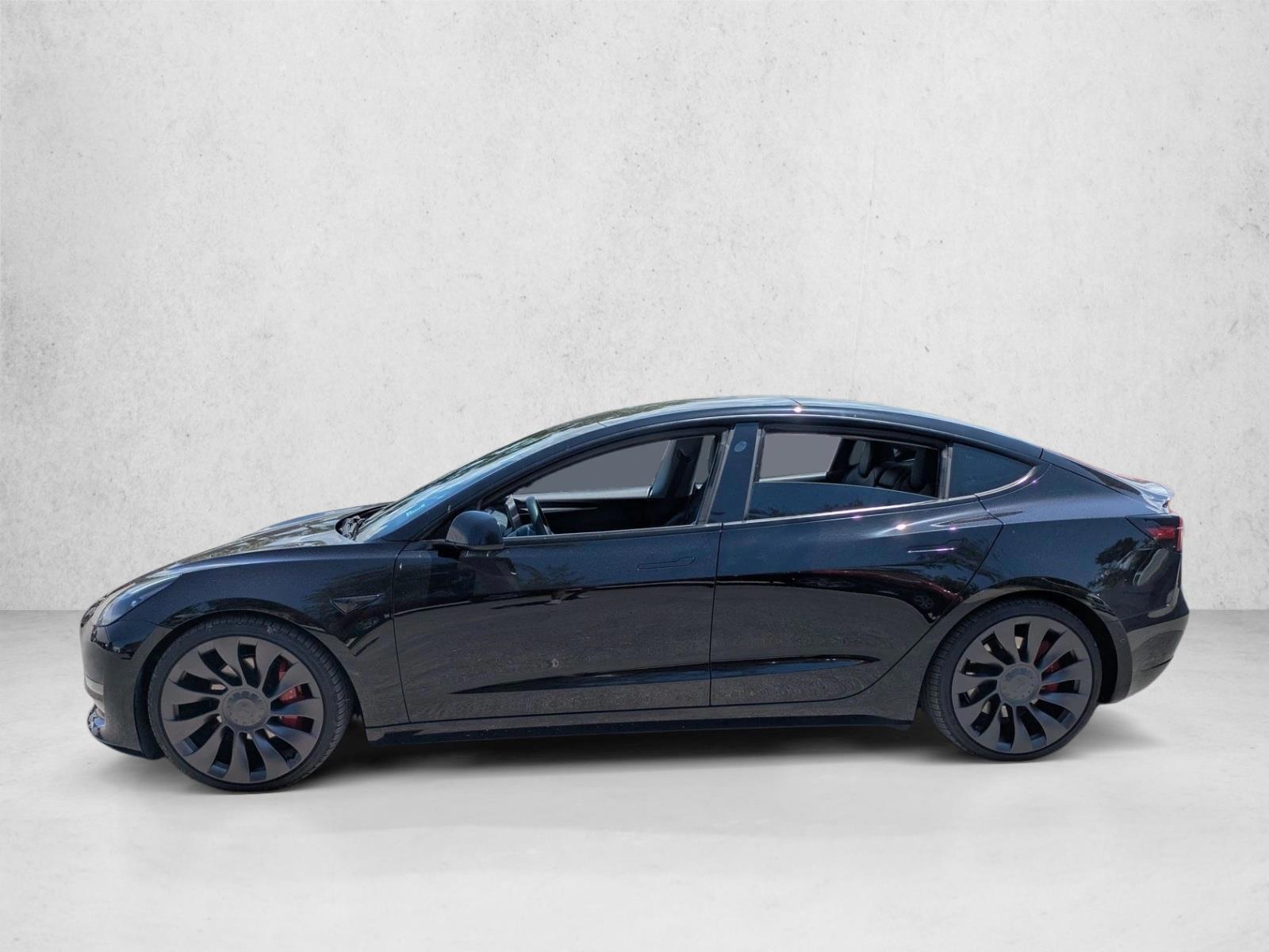 Thumbnail: 2022 Tesla Model 3 - 3