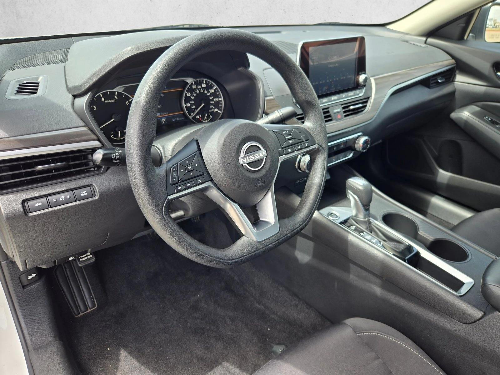 Thumbnail: 2025 Nissan Altima - 3