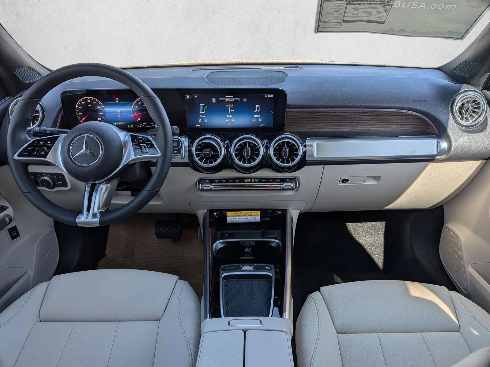 Thumbnail: 2026 Mercedes-Benz GLB - 3