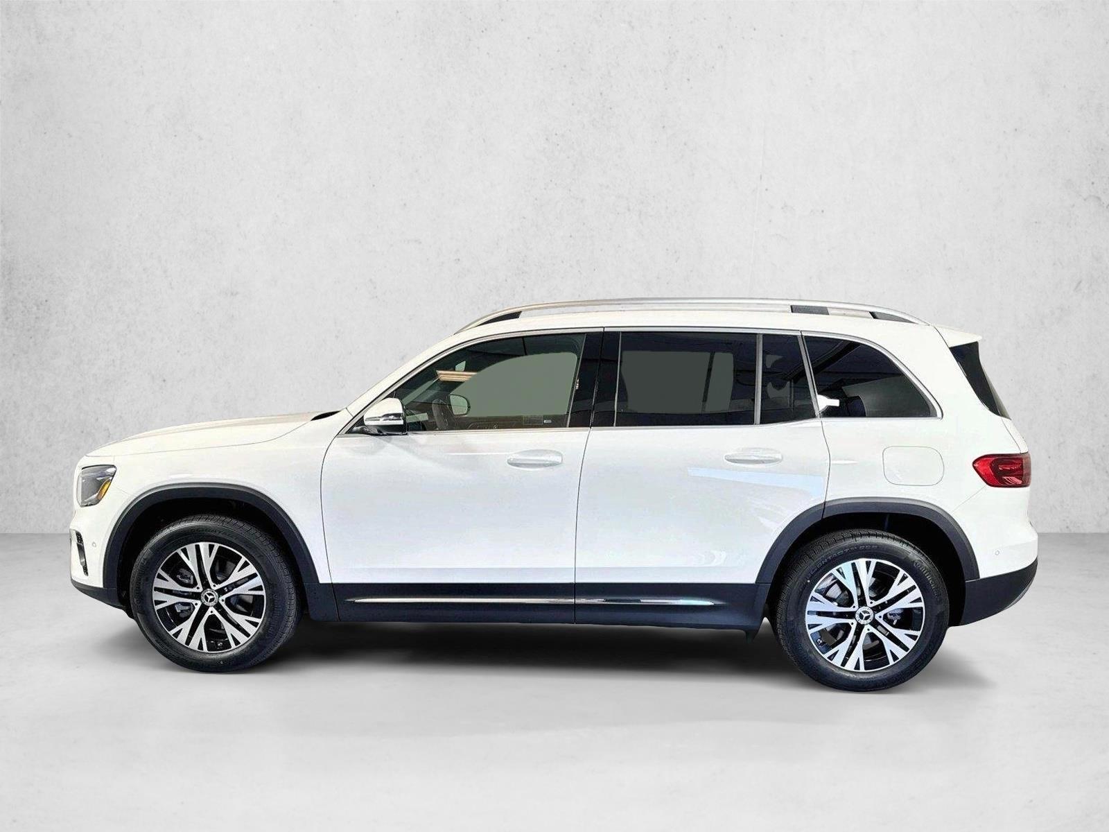 Thumbnail: 2026 Mercedes-Benz GLB - 2