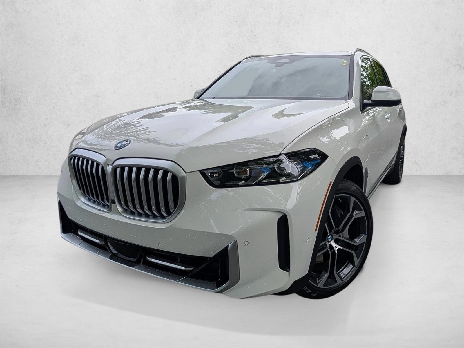 Thumbnail: 2026 BMW X5 - 1