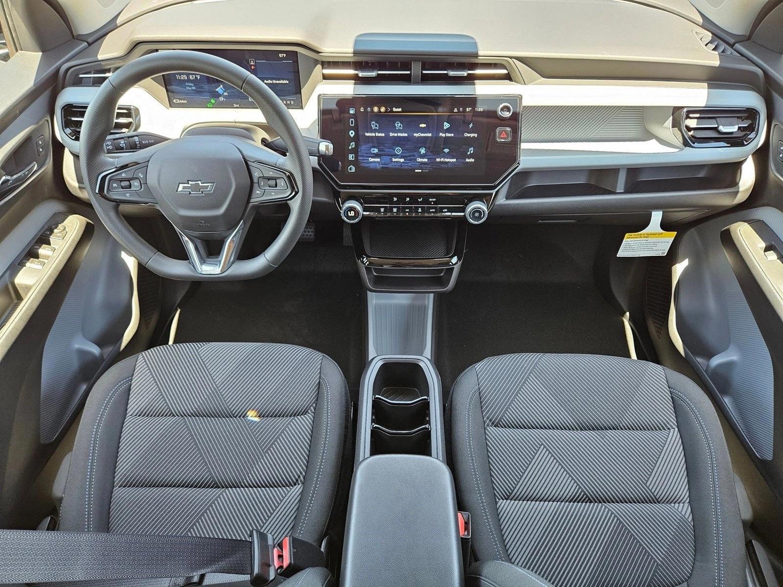 Thumbnail: 2027 Chevrolet Bolt EV - 4