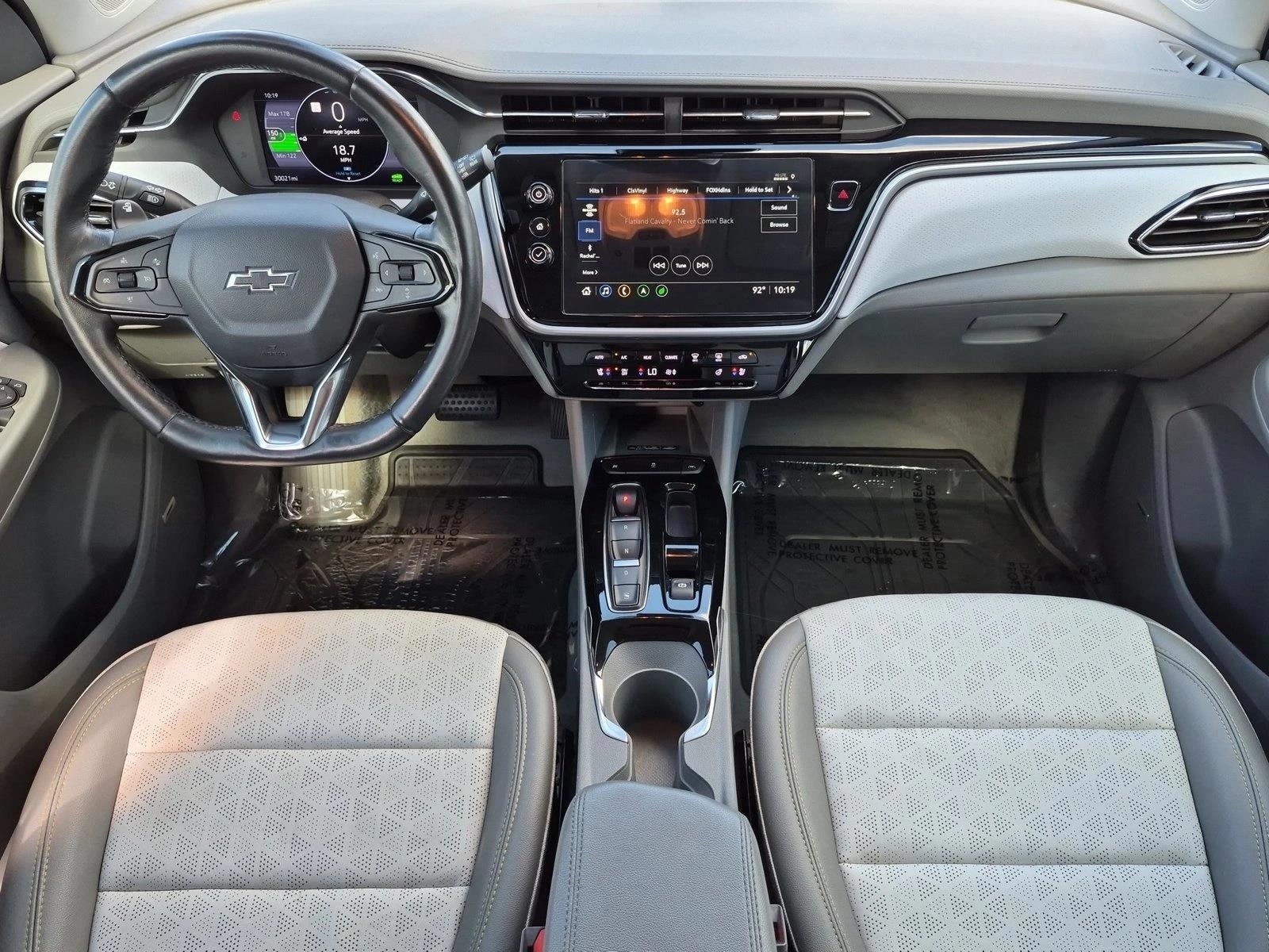 Thumbnail: 2023 Chevrolet Bolt EUV - 3