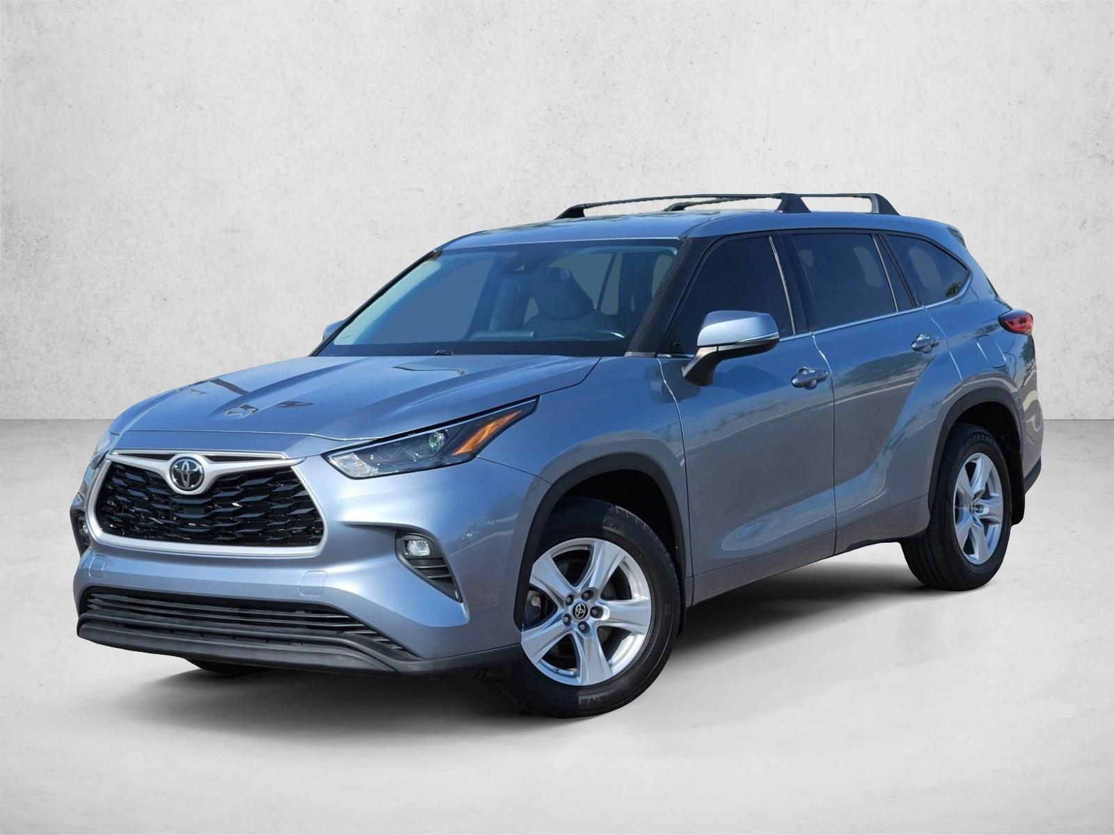 Thumbnail: 2022 Toyota Highlander - 1