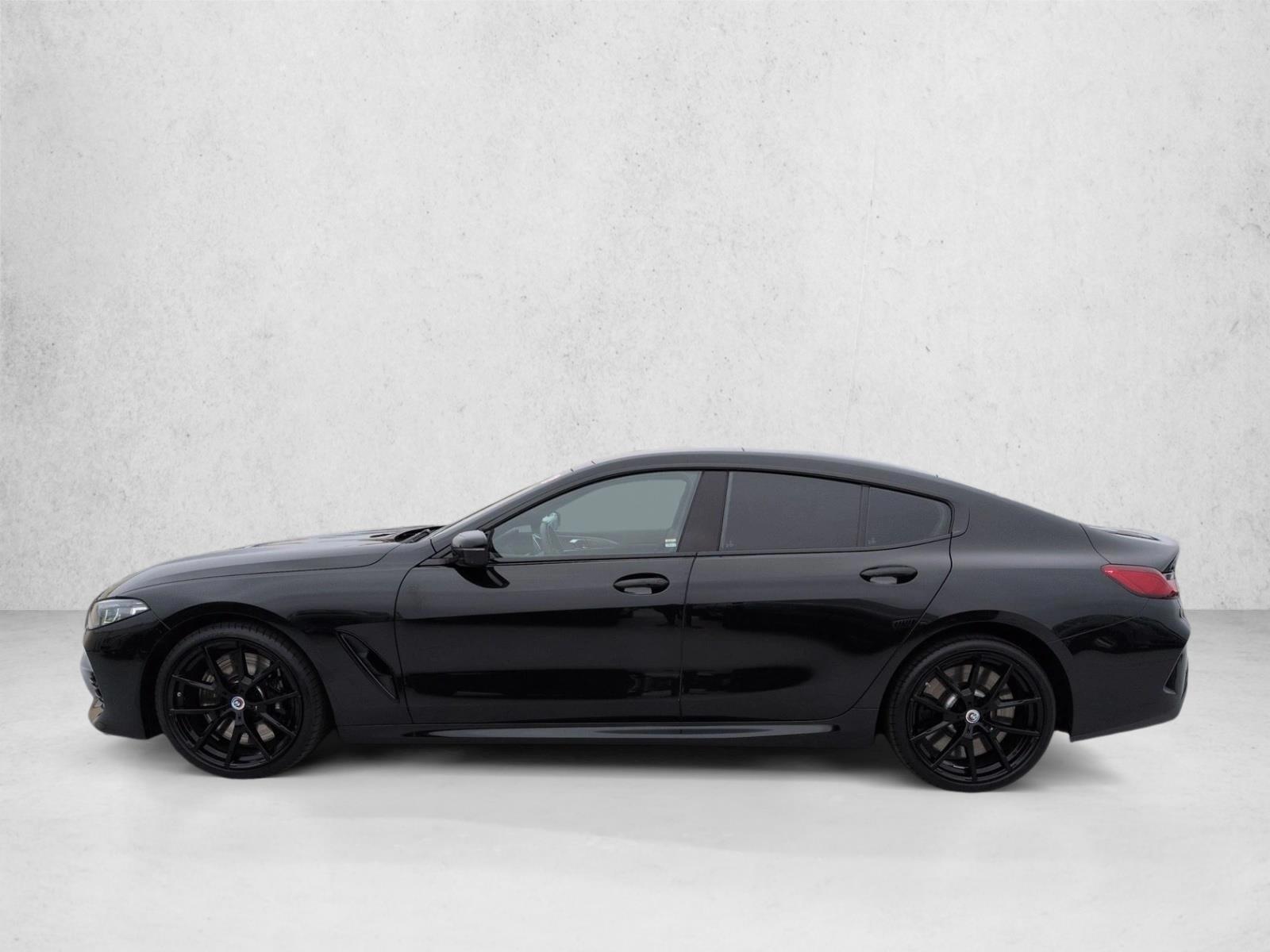 Thumbnail: 2026 BMW 8 Series - 2