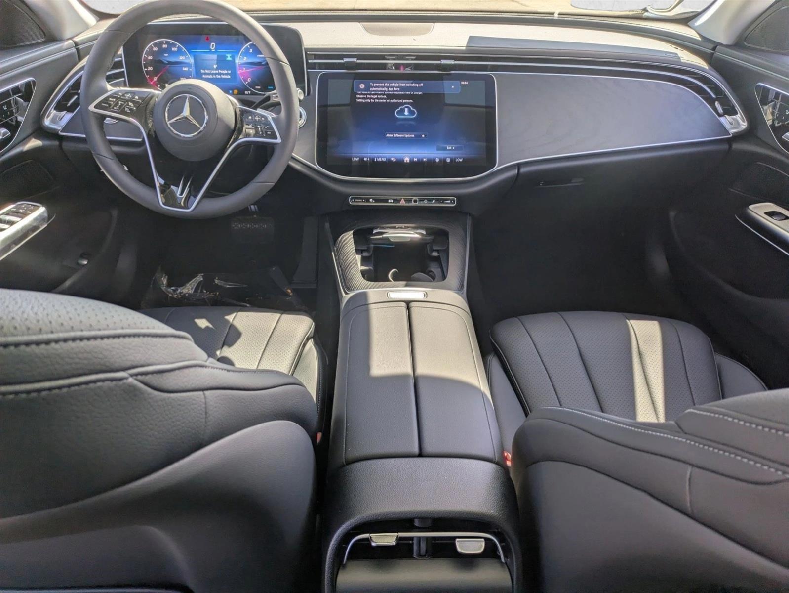 Thumbnail: 2026 Mercedes-Benz E-Class - 3
