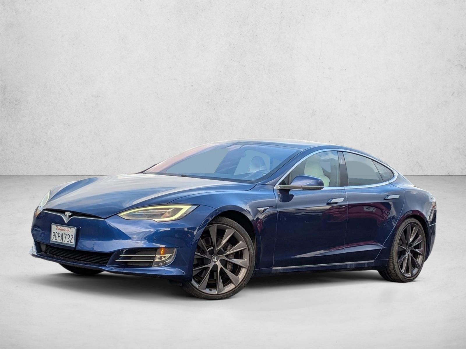 2021 Tesla Model S Long Range Plus's photo
