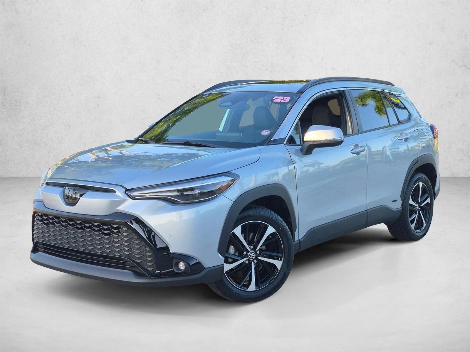 Thumbnail: 2023 Toyota Corolla Cross - 1