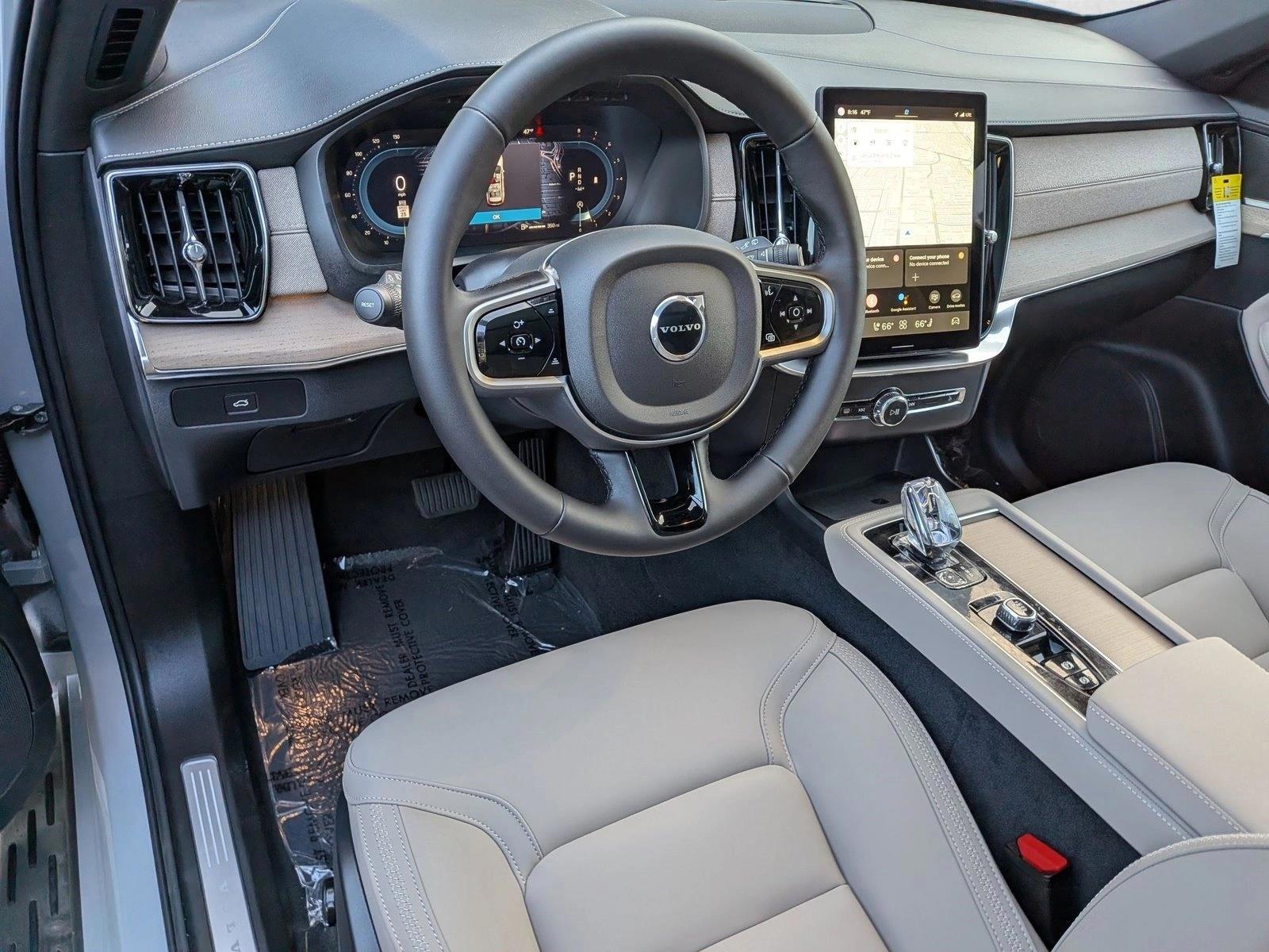 Thumbnail: 2025 Volvo XC90 - 2
