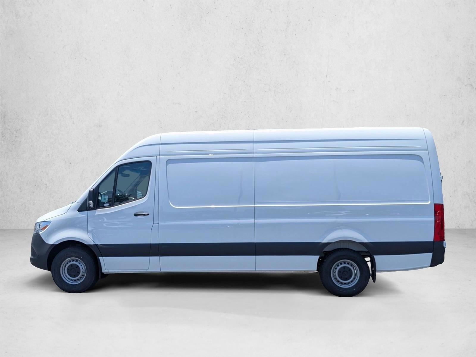 Thumbnail: 2026 Mercedes-Benz Sprinter - 2