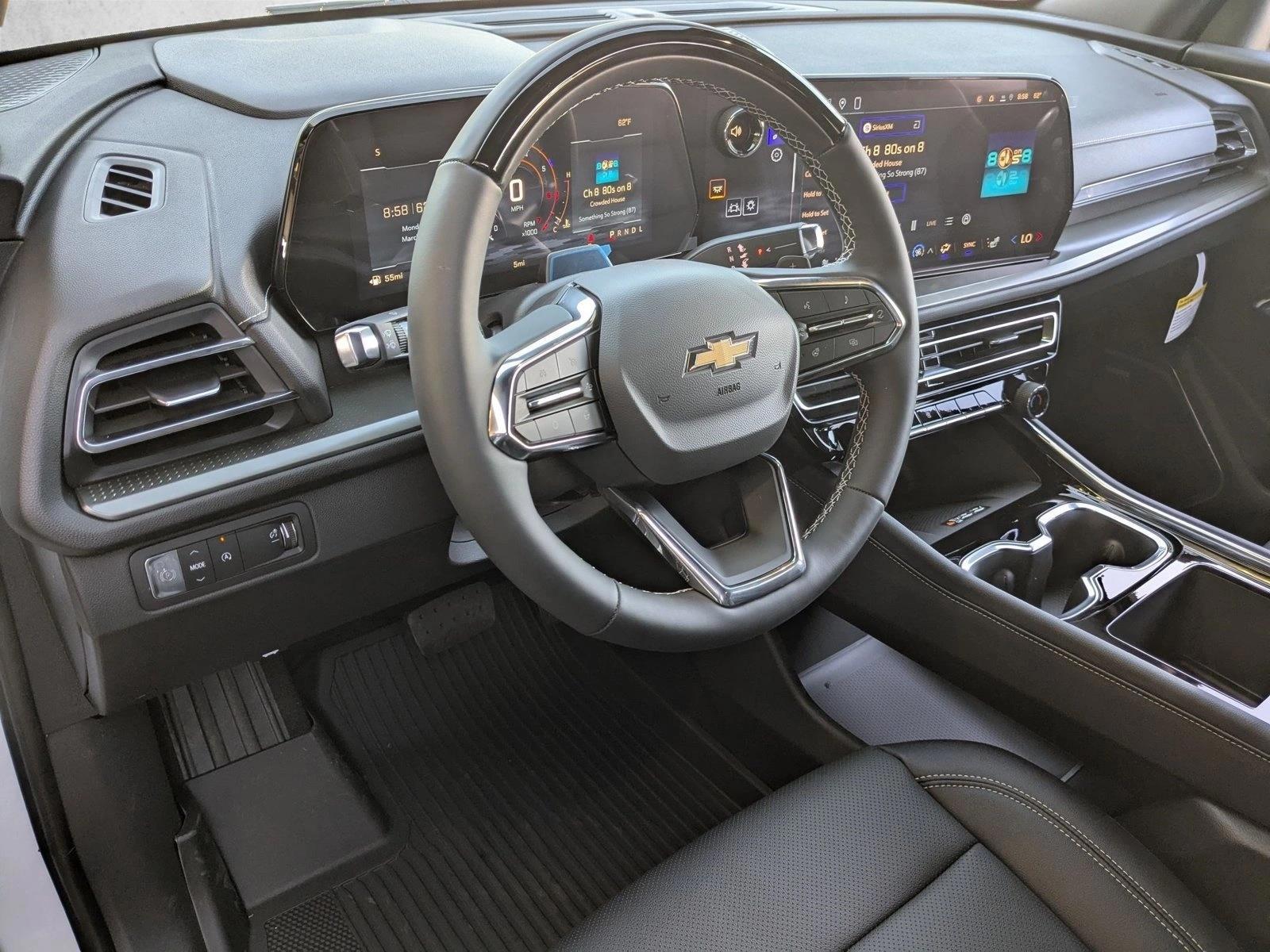 Thumbnail: 2026 Chevrolet Traverse - 3