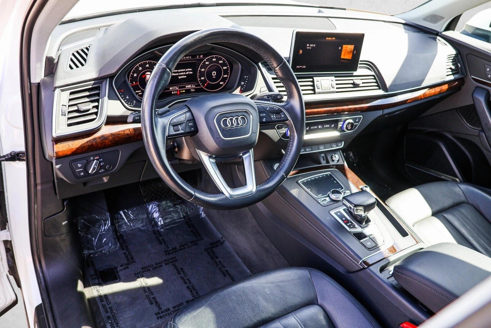 Thumbnail: 2019 Audi Q5 - 3