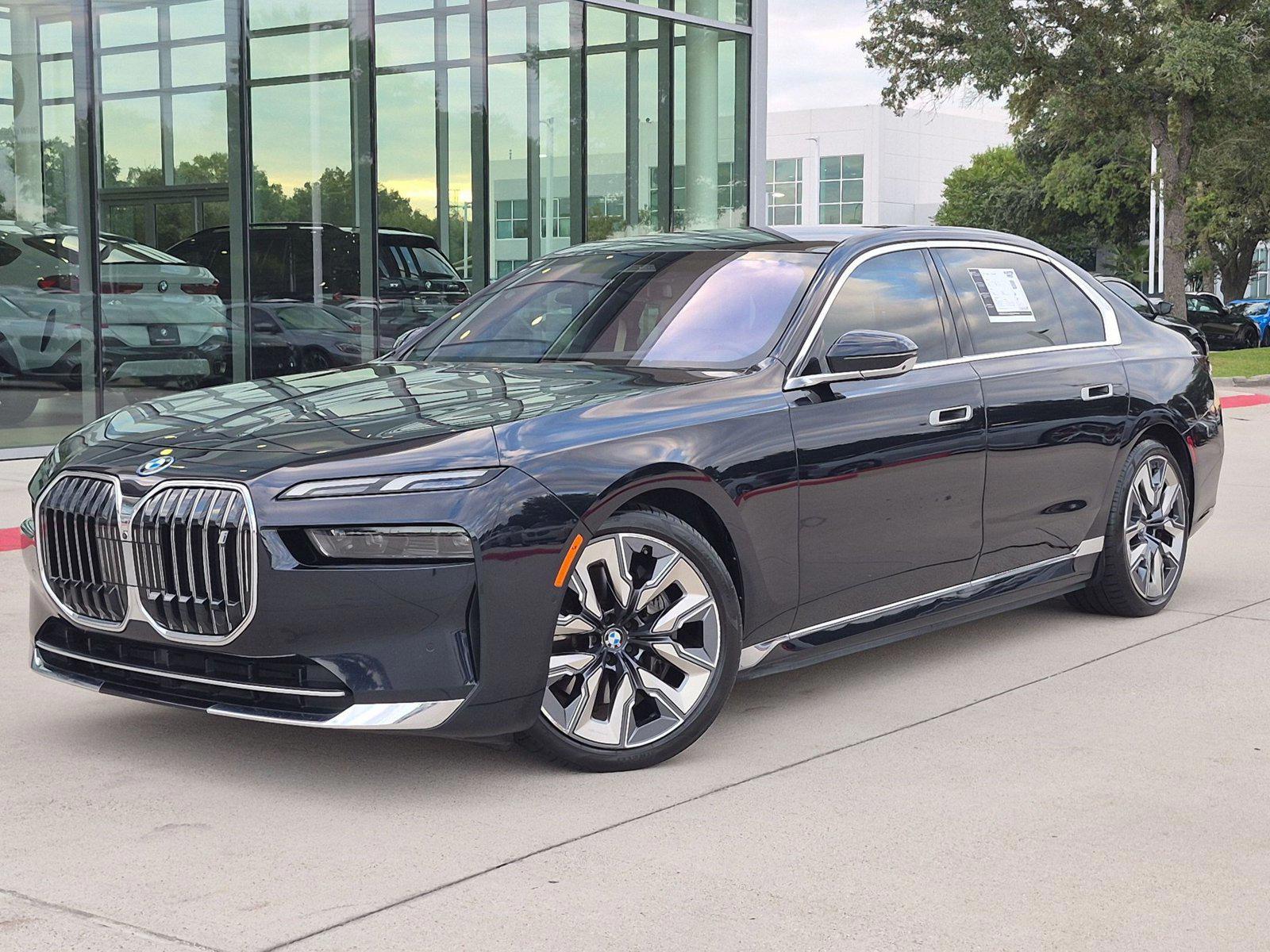 2023 BMW i7 Base