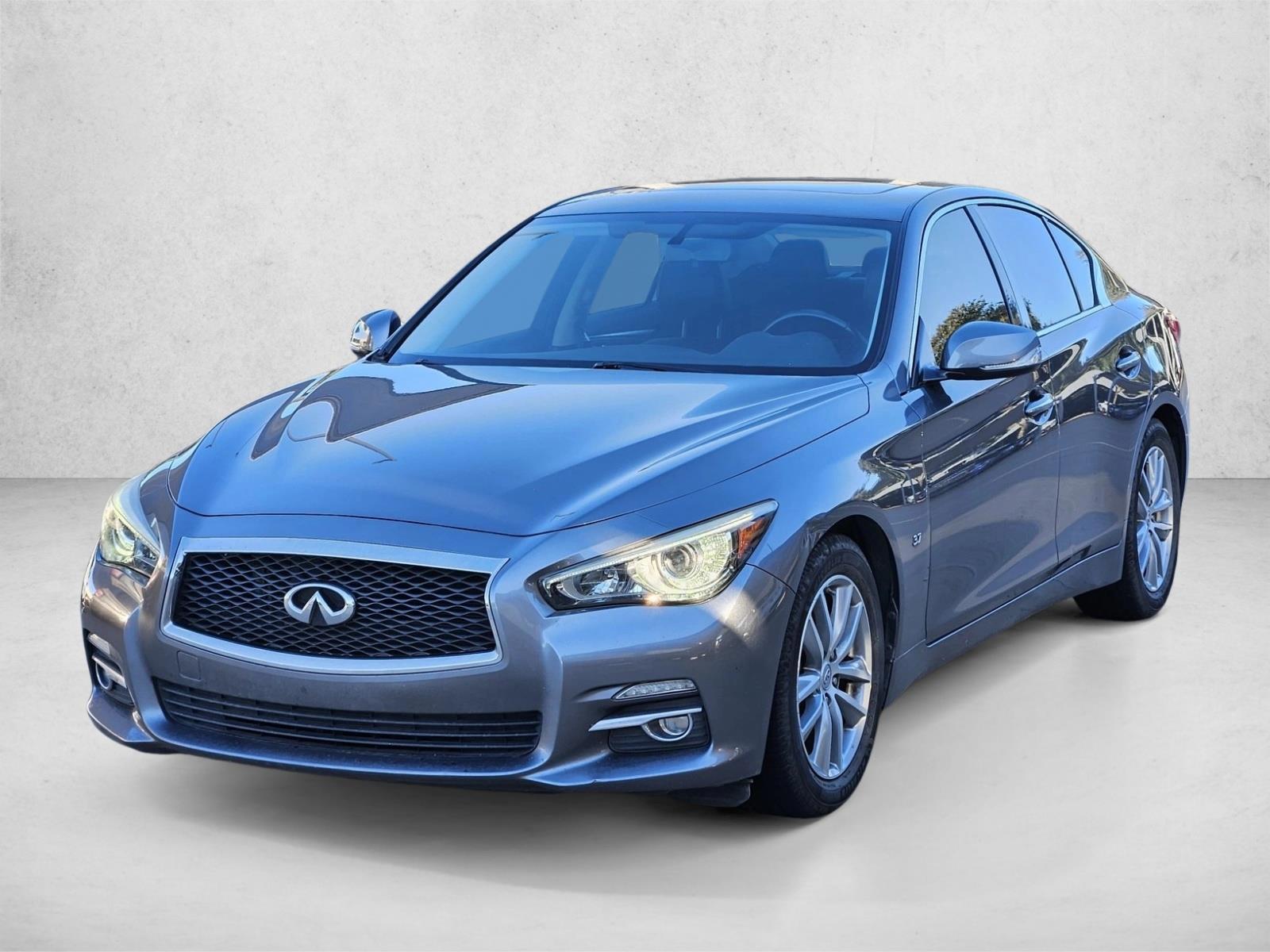 2015 INFINITI Q50 Base