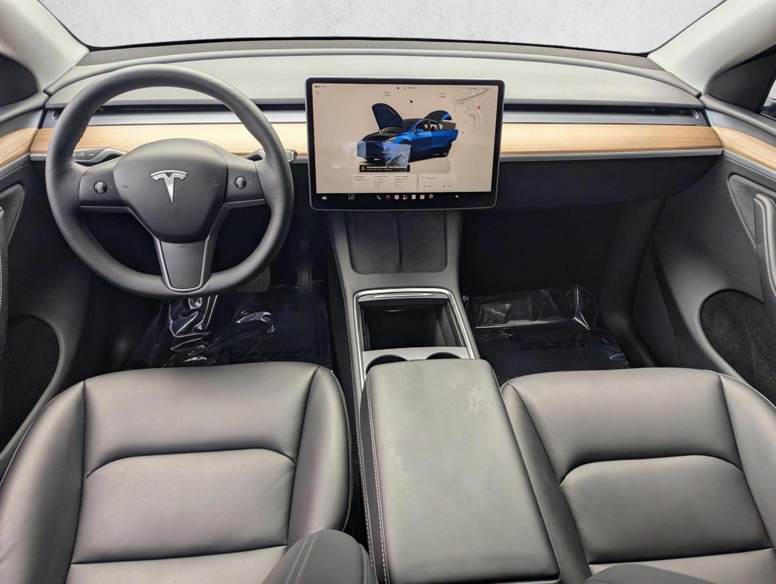 Thumbnail: 2025 Tesla Model Y - 3