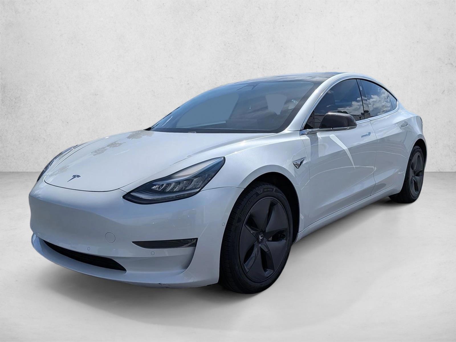Thumbnail: 2020 Tesla Model 3 - 1