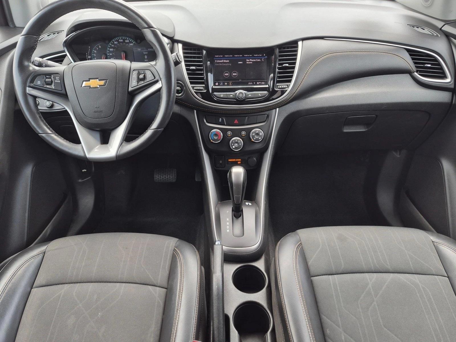 Thumbnail: 2021 Chevrolet Trax - 3