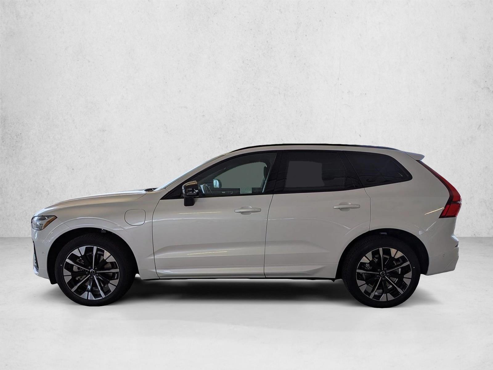 Thumbnail: 2026 Volvo XC60 - 2