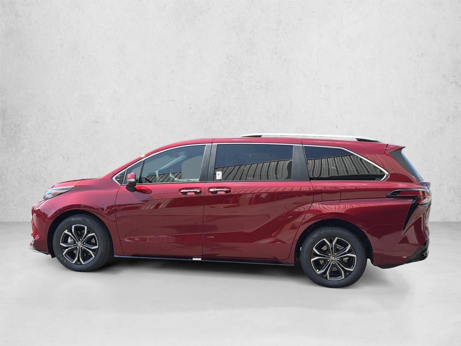 Thumbnail: 2026 Toyota Sienna - 2