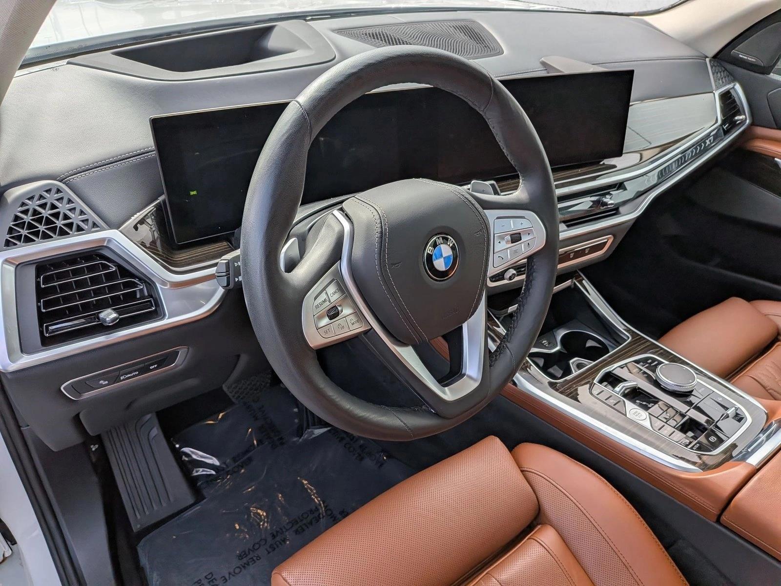 Thumbnail: 2025 BMW X7 - 3