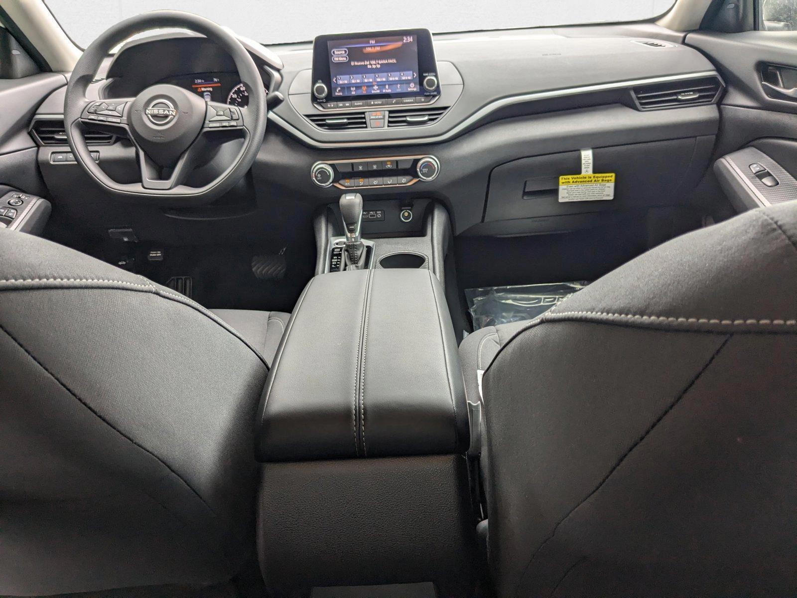 Thumbnail: 2025 Nissan Altima - 3