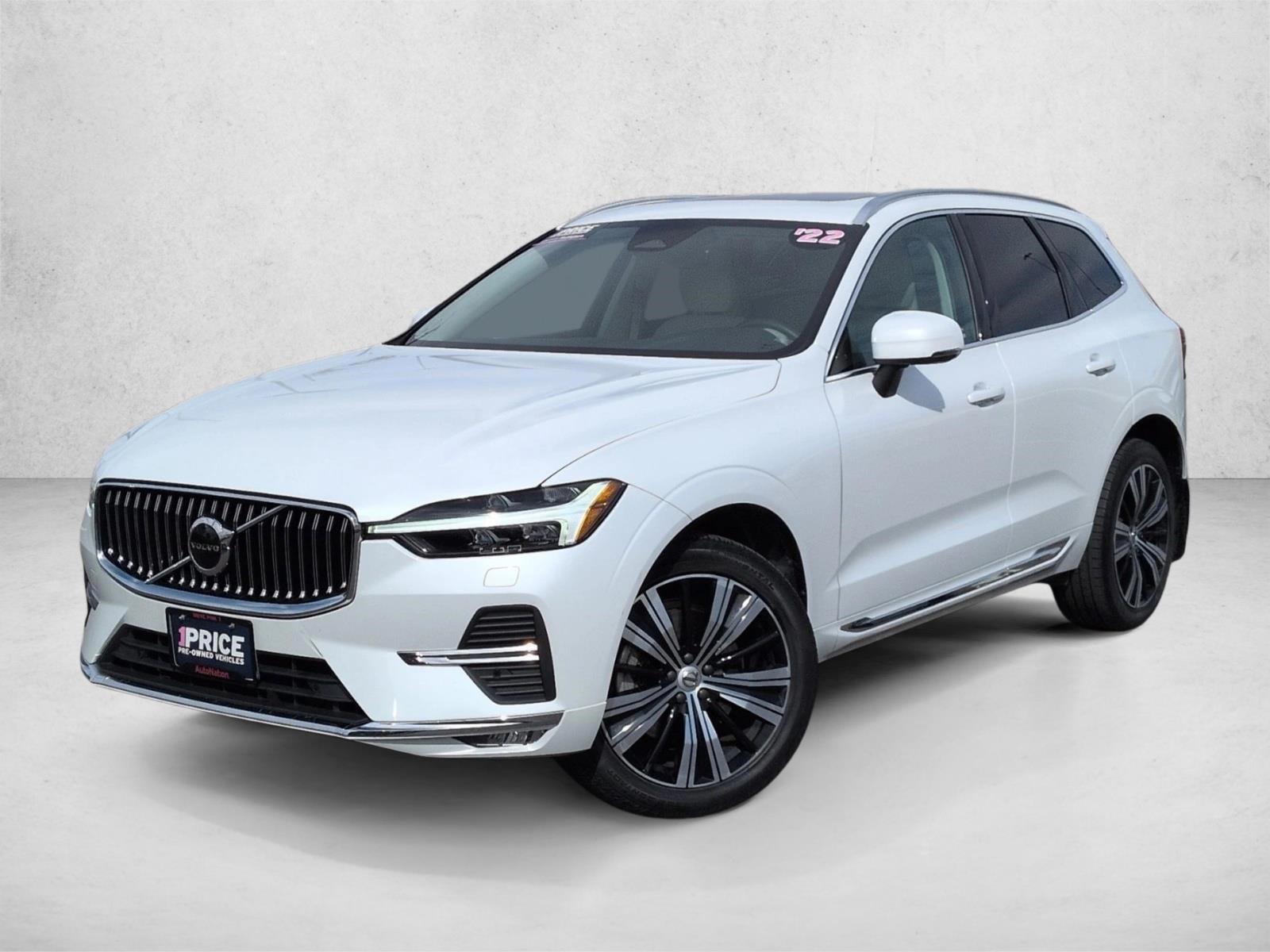 Thumbnail: 2022 Volvo XC60 - 1
