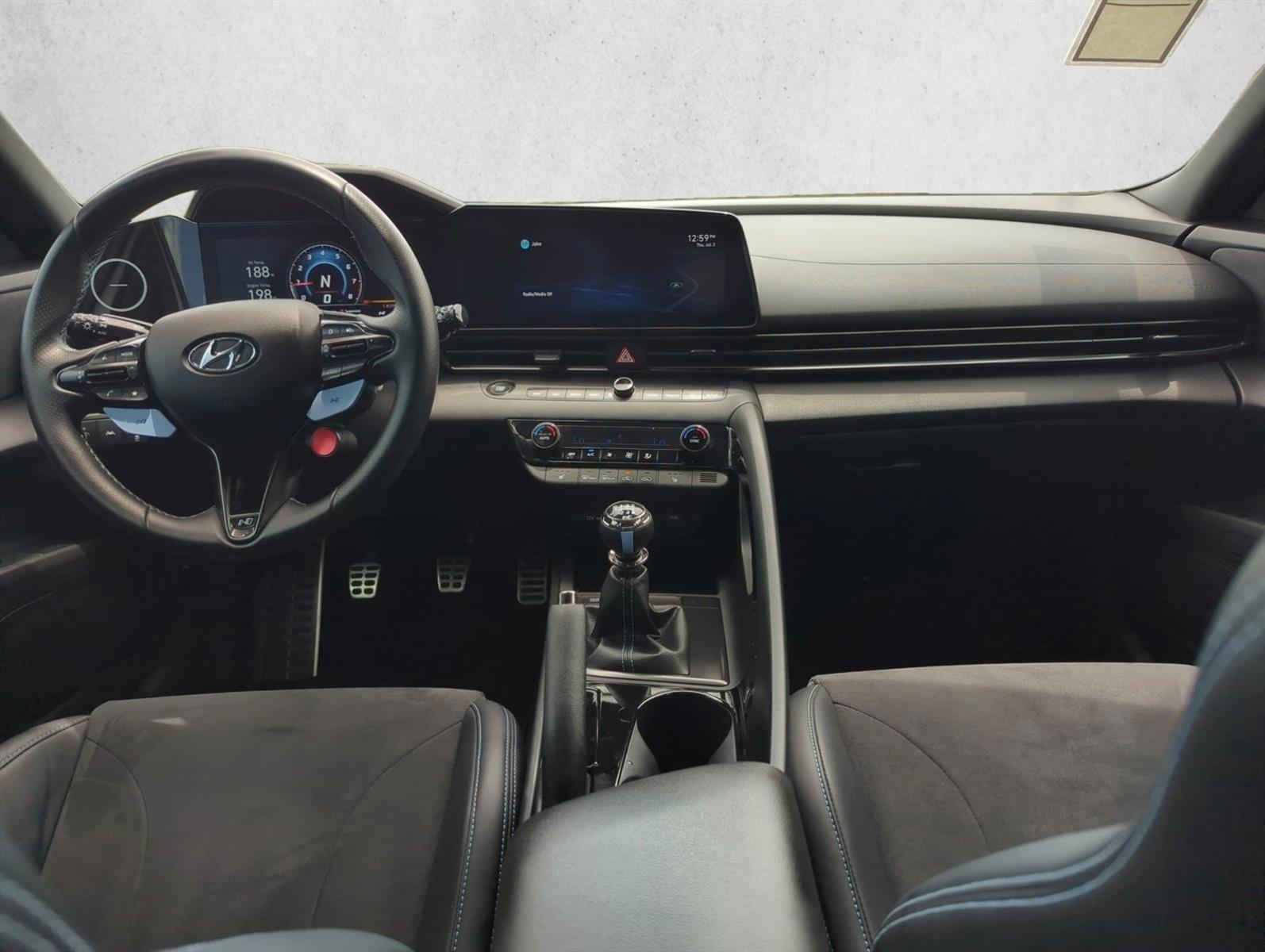 Thumbnail: 2022 Hyundai Elantra - 2