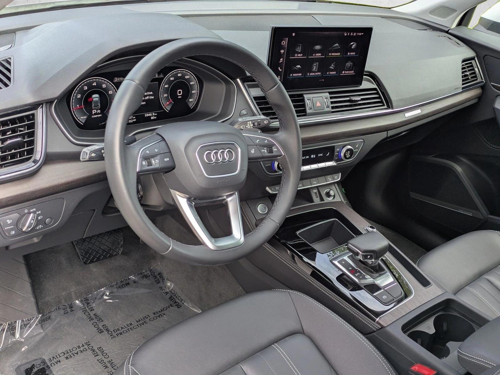 Thumbnail: 2023 Audi Q5 - 3