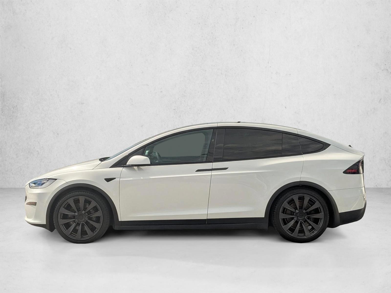Thumbnail: 2022 Tesla Model X - 2