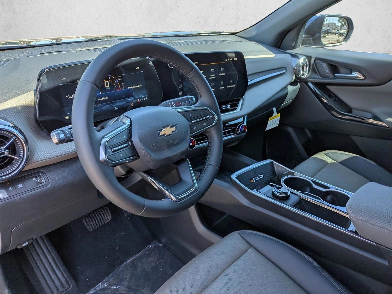 Thumbnail: 2026 Chevrolet Equinox - 3